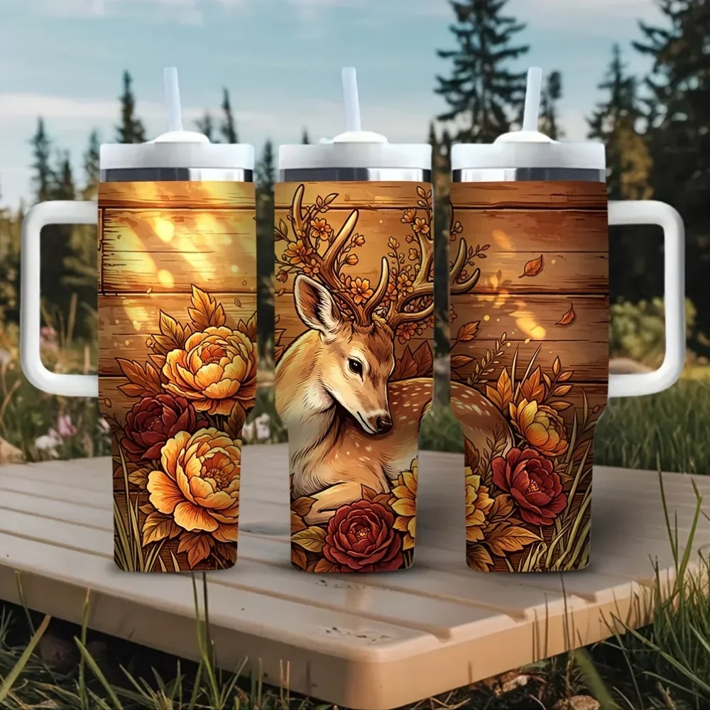 Hunting Outdoor Background - 40オンスのハンドル付きタンブラー、木の背景に美しい花柄の鹿のプリント、狩猟や動物愛好家に最適、温かい飲み物や冷たい飲み物に適しています、アウトドアキャンプ旅行や日常使用に最適です。