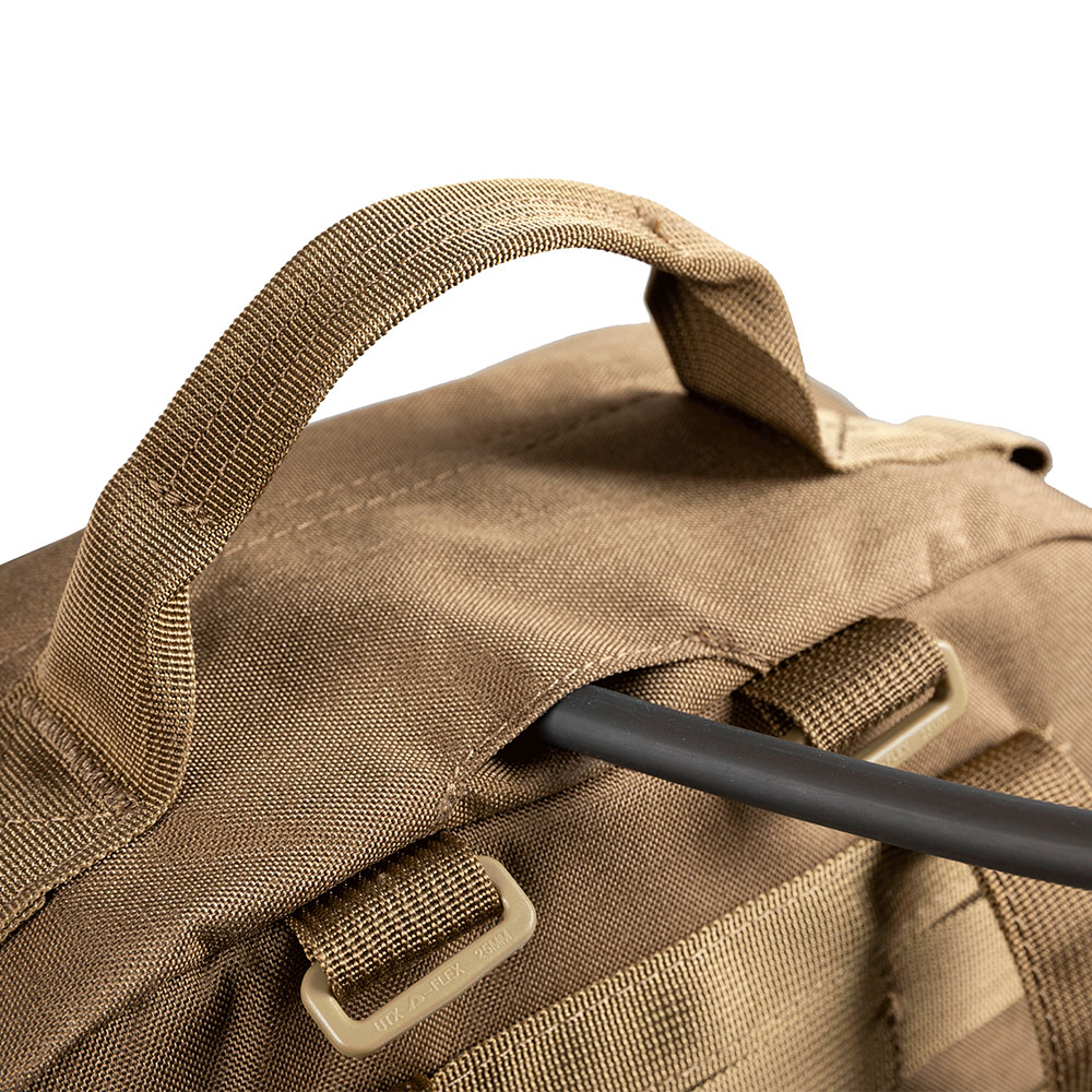 戦術的なハイドレーションバックパック 15L ブラダーバッグ - Outdoor Hunting Backpack のレビューと価格