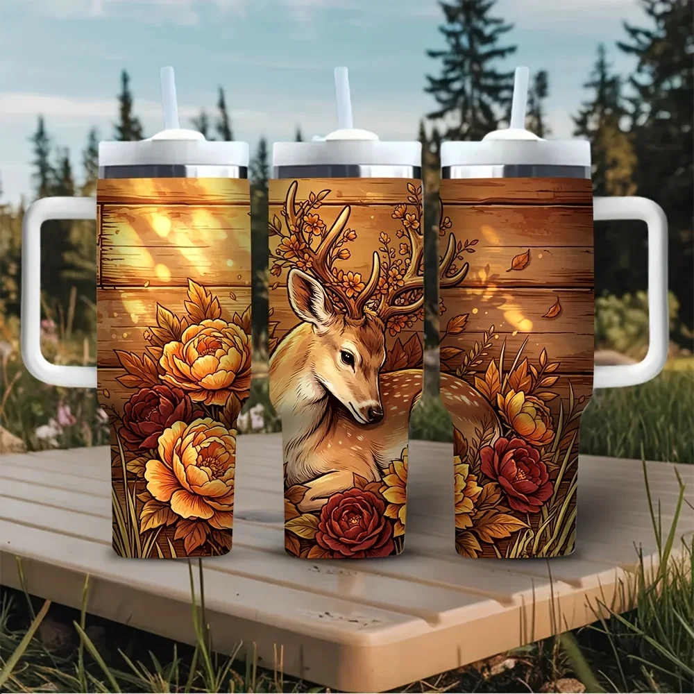 40オンスのハンドル付きタンブラー、木の背景に美しい花柄の鹿 - Hunting Outdoor Background のレビューと価格
